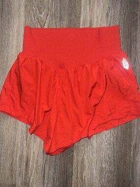 FP MOVEMENT CARPE DIEM SHORT RED SIZE S NEVER WORN